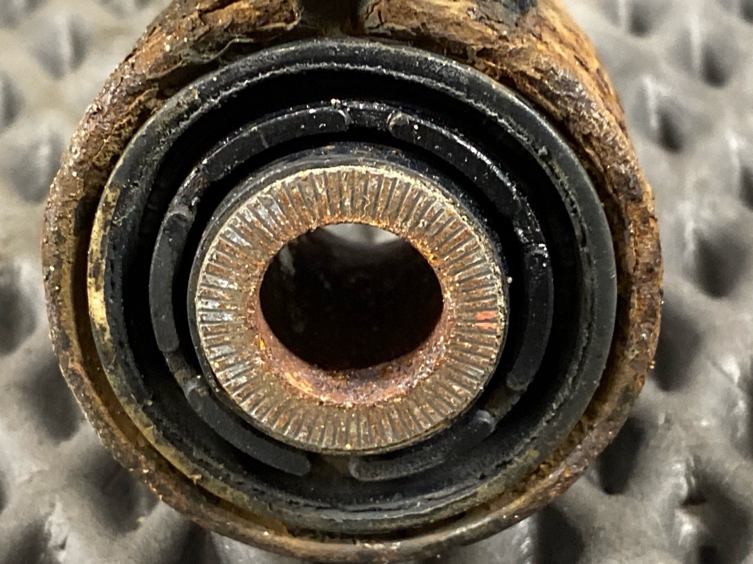 Амортизаторы, 6130 рублей, Красноярск