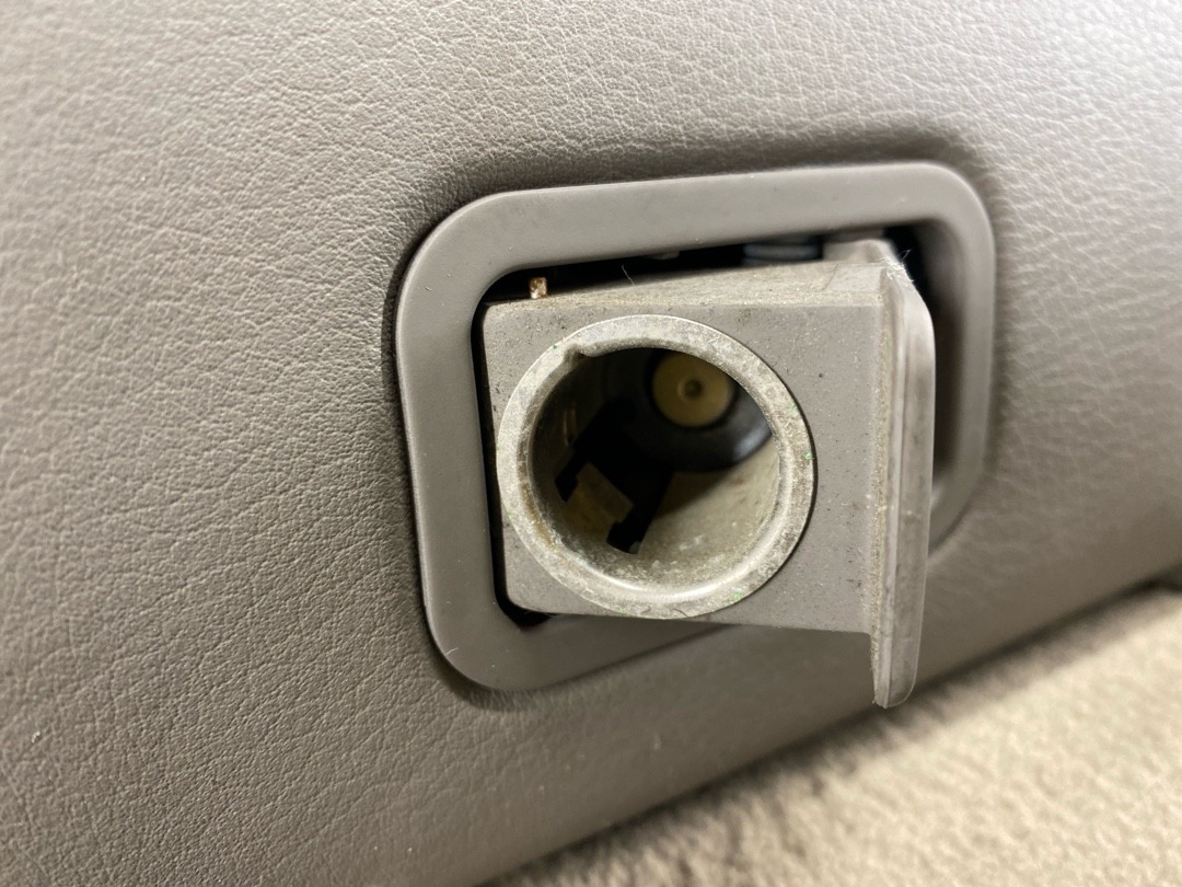 Обшивка багажника, 2460 рублей, Красноярск