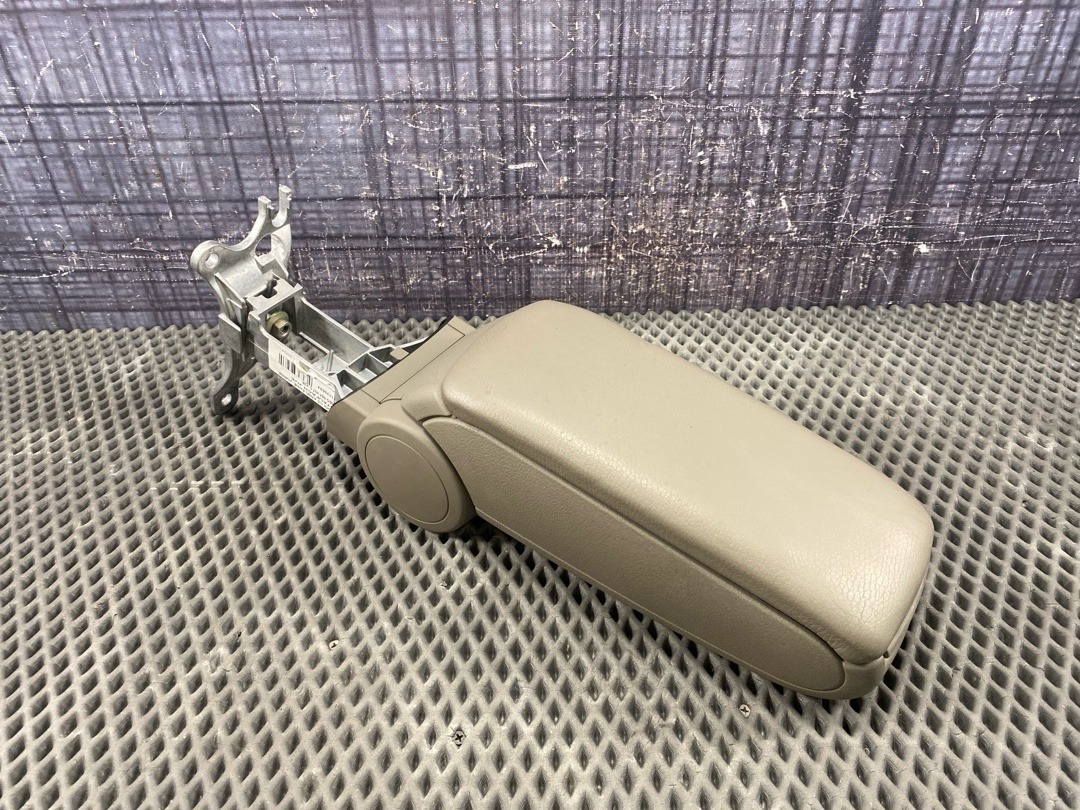 Подлокотник, 6980 рублей, Красноярск