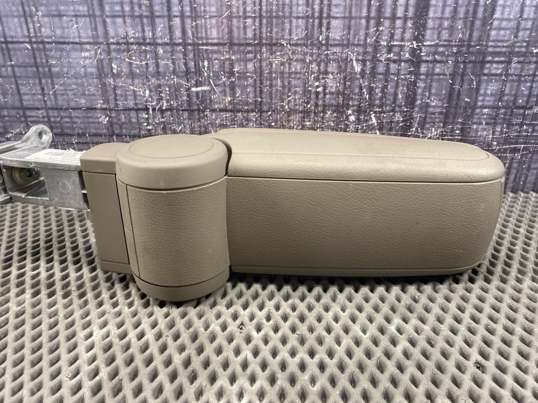 Подлокотник, 6980 рублей, Красноярск