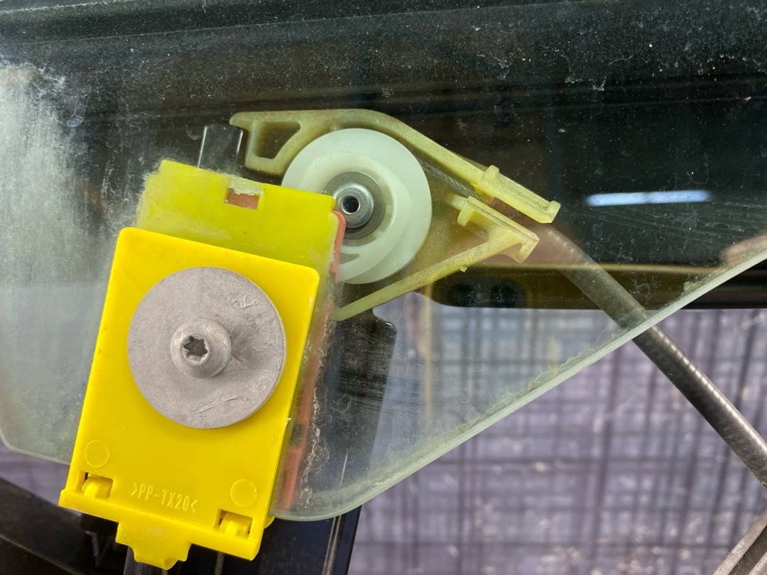 Стеклоподъемник, 7720 рублей, Красноярск