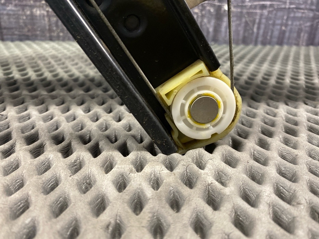 Стеклоподъемник, 1630 рублей, Красноярск