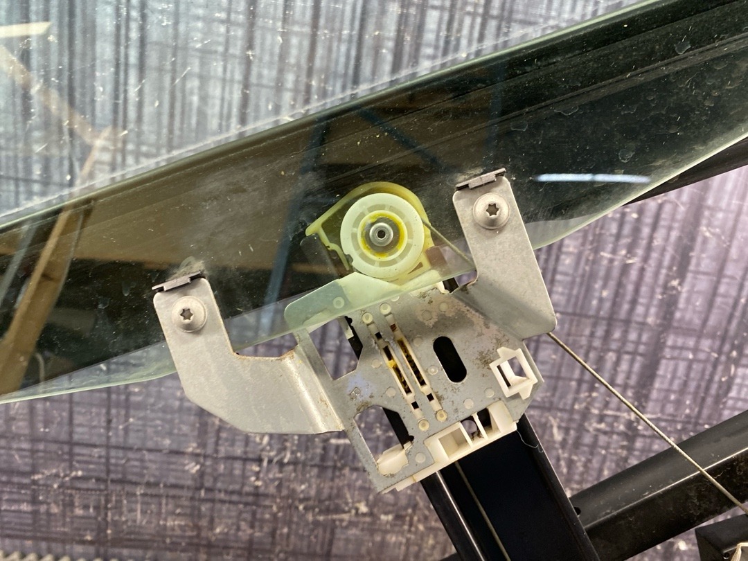 Стеклоподъемник, 1630 рублей, Красноярск