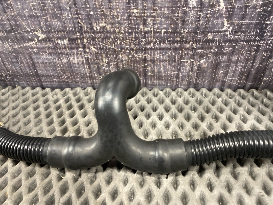 Шланг вентиляции картера, 2980 рублей, Красноярск