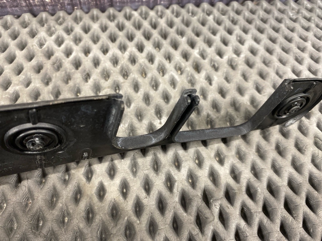 Пластик крышки багажника, 680 рублей, Красноярск