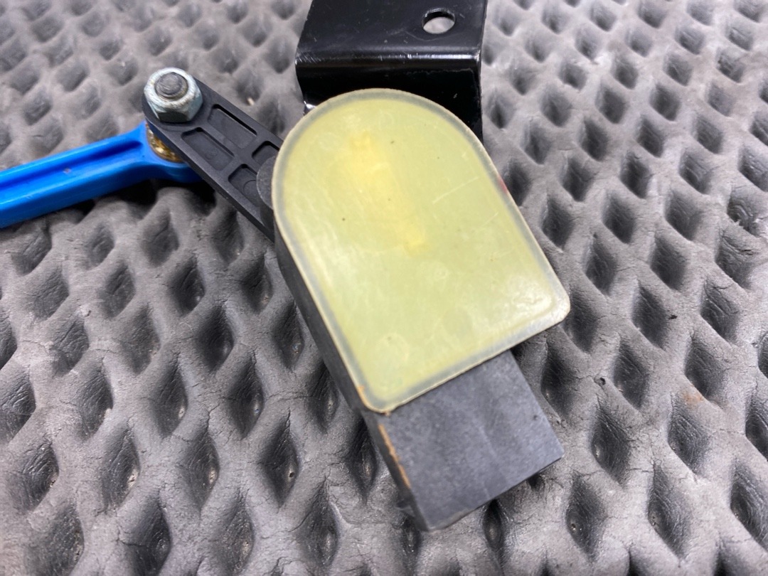 Датчик уровня подвески, 9640 рублей, Красноярск