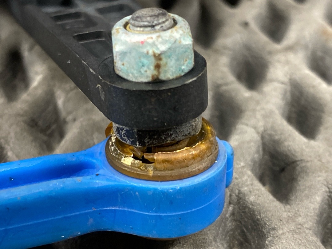 Датчик уровня подвески, 9640 рублей, Красноярск