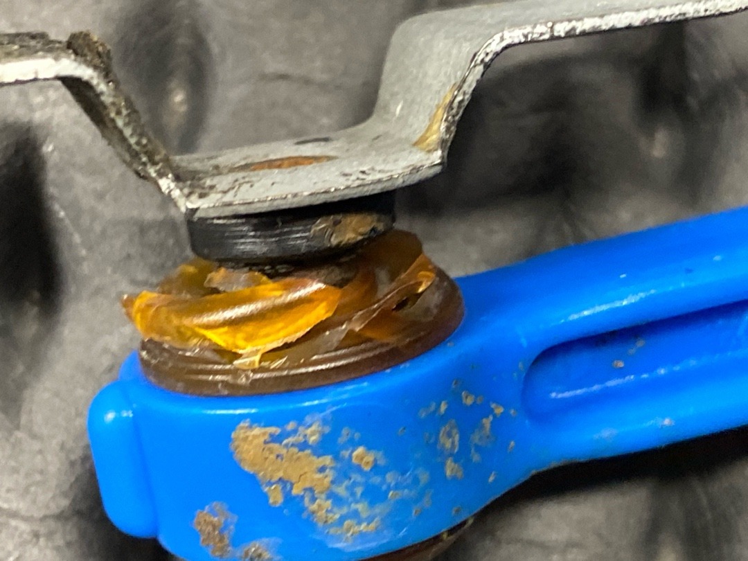 Датчик уровня подвески, 9640 рублей, Красноярск