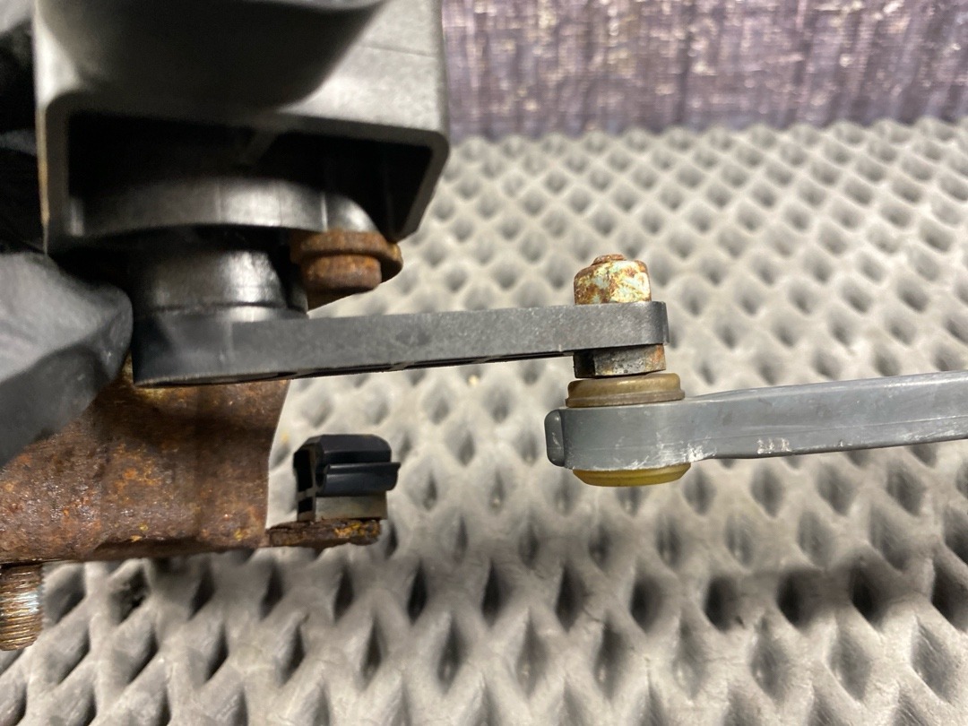 Датчик уровня подвески, 9640 рублей, Красноярск