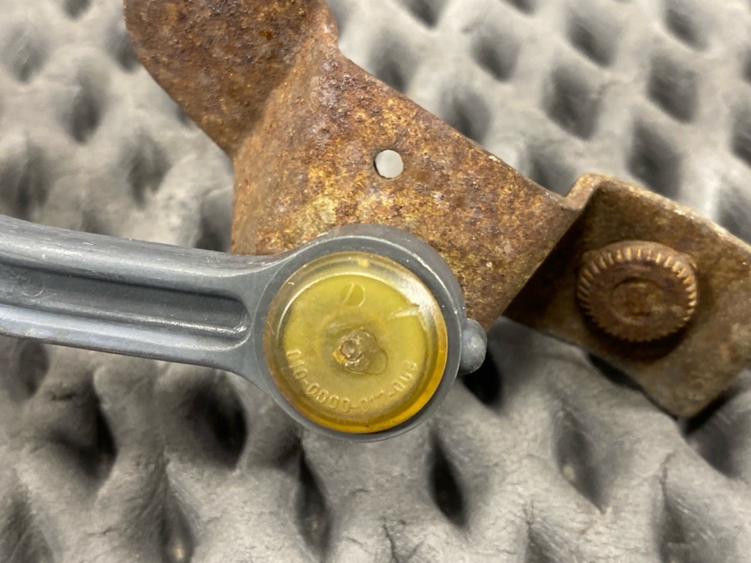 Датчик уровня подвески, 9640 рублей, Красноярск