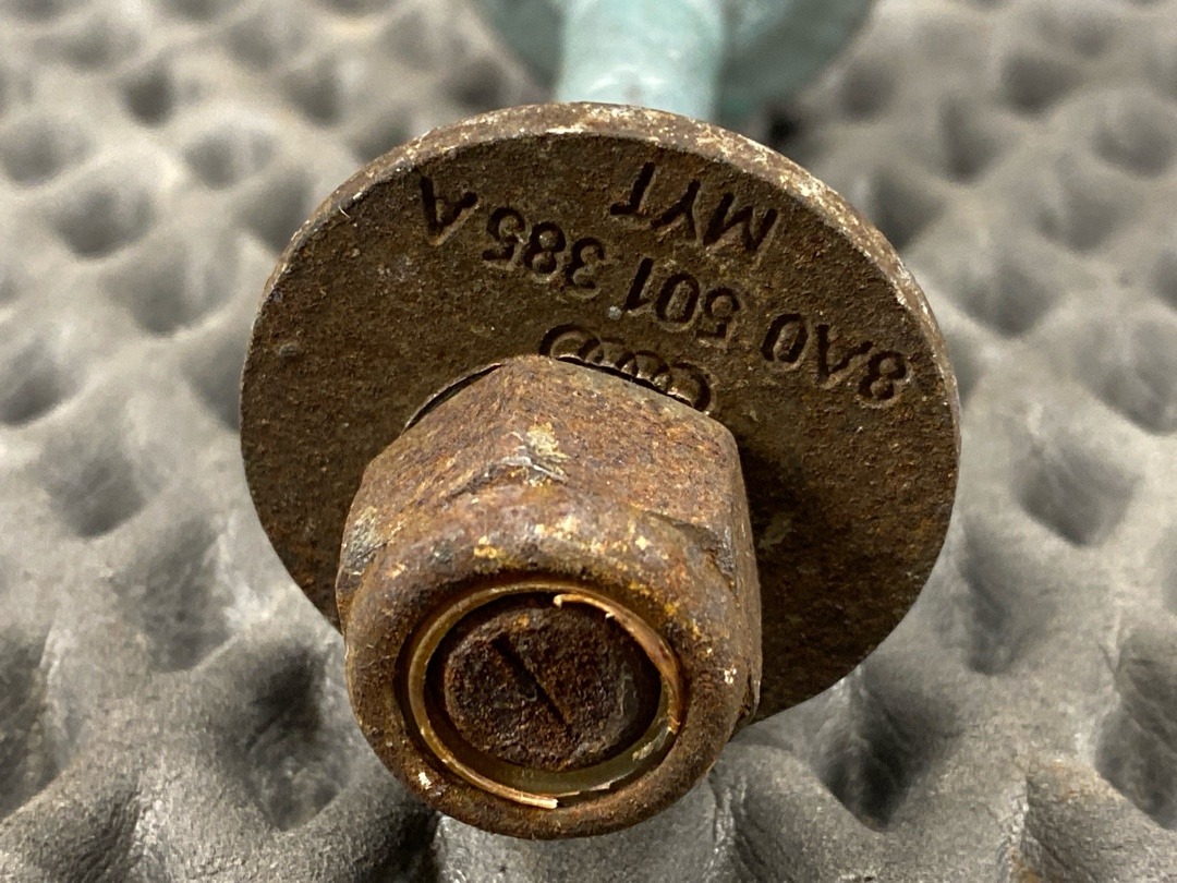 Болт развальный, 780 рублей, Красноярск