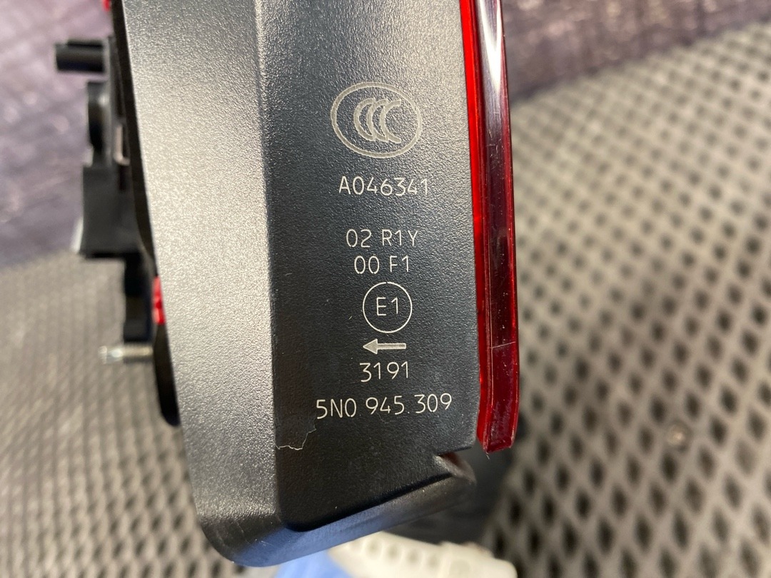 Фонарь в крышку багажника, 6070 рублей, Красноярск