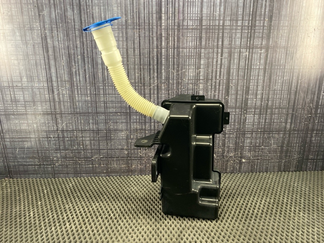 Бачок омывателя, 5370 рублей, Красноярск