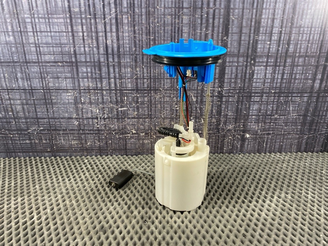 Бензонасос, 9370 рублей, Красноярск