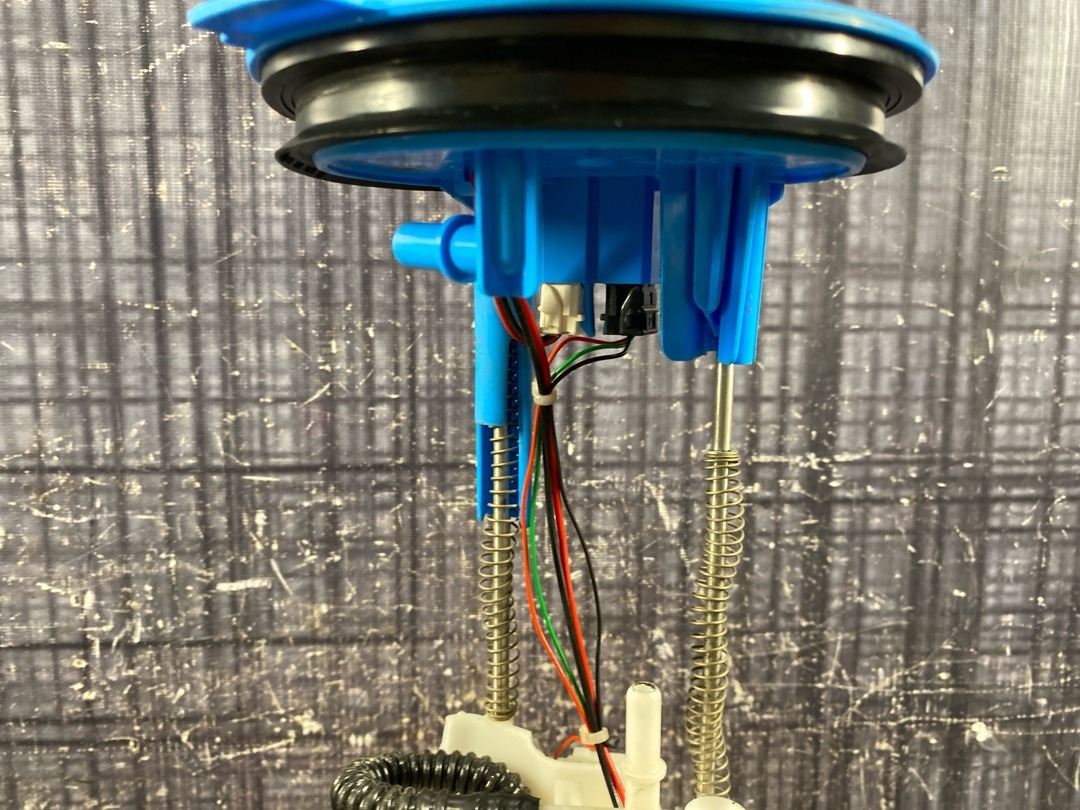 Бензонасос, 9370 рублей, Красноярск