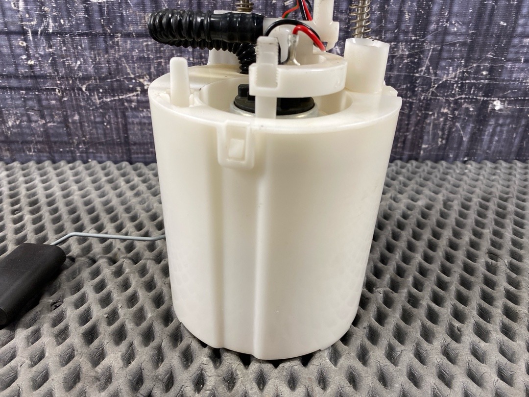 Бензонасос, 9370 рублей, Красноярск