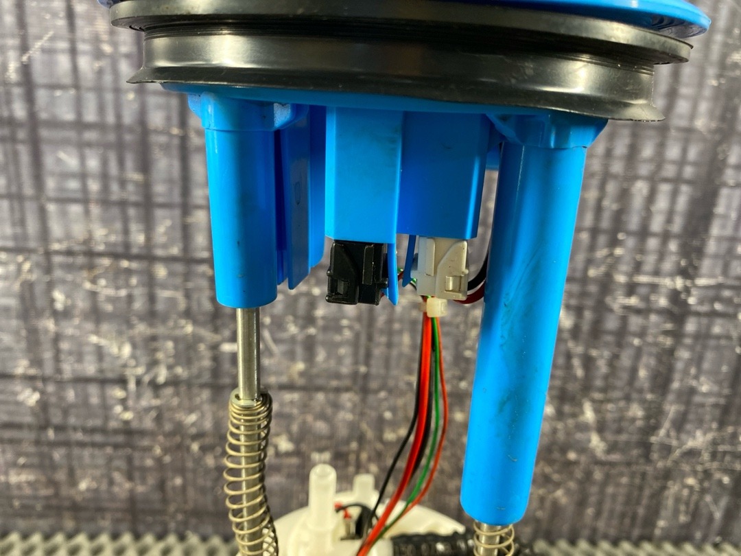 Бензонасос, 9370 рублей, Красноярск