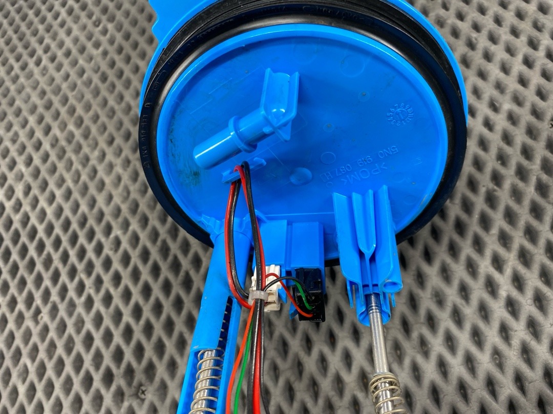 Бензонасос, 9370 рублей, Красноярск