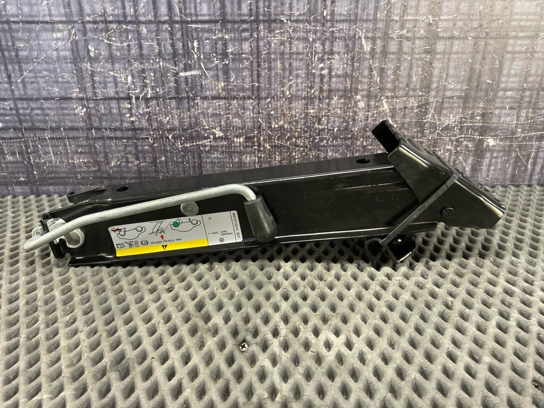 Домкрат, 2740 рублей, Красноярск