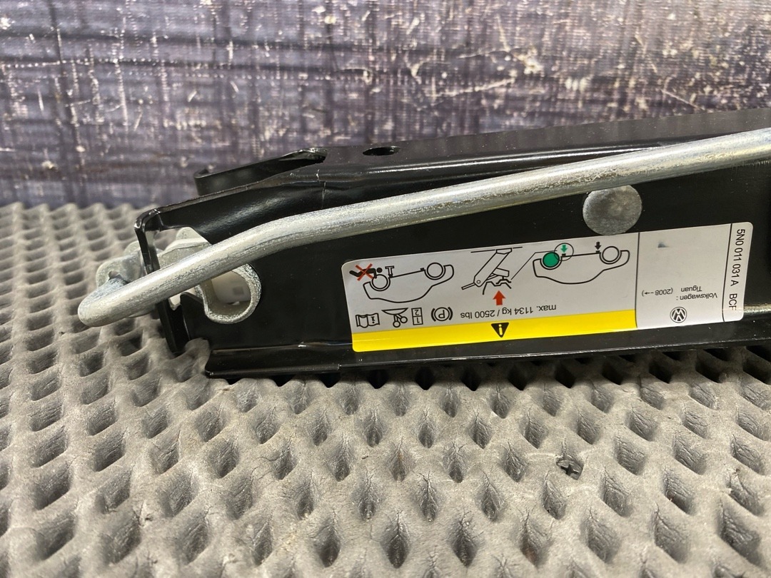 Домкрат, 2740 рублей, Красноярск