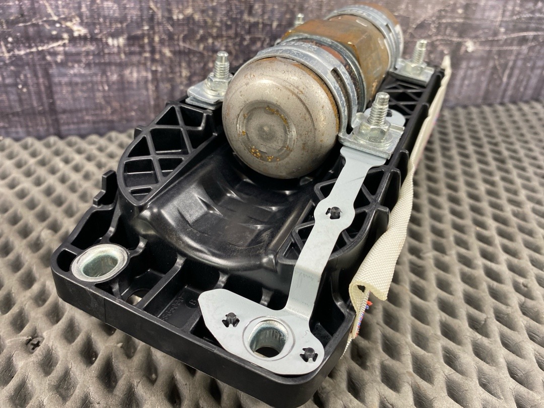 Подушка безопасности, 4120 рублей, Красноярск