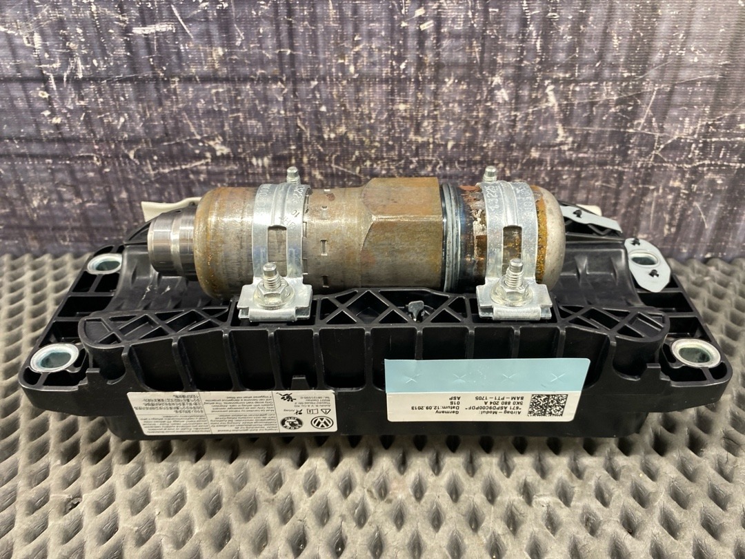 Подушка безопасности, 4120 рублей, Красноярск