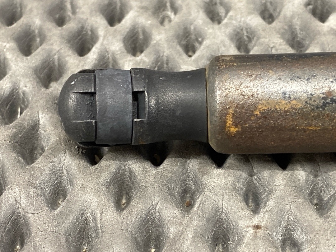 Амортизатор багажника, 870 рублей, Красноярск