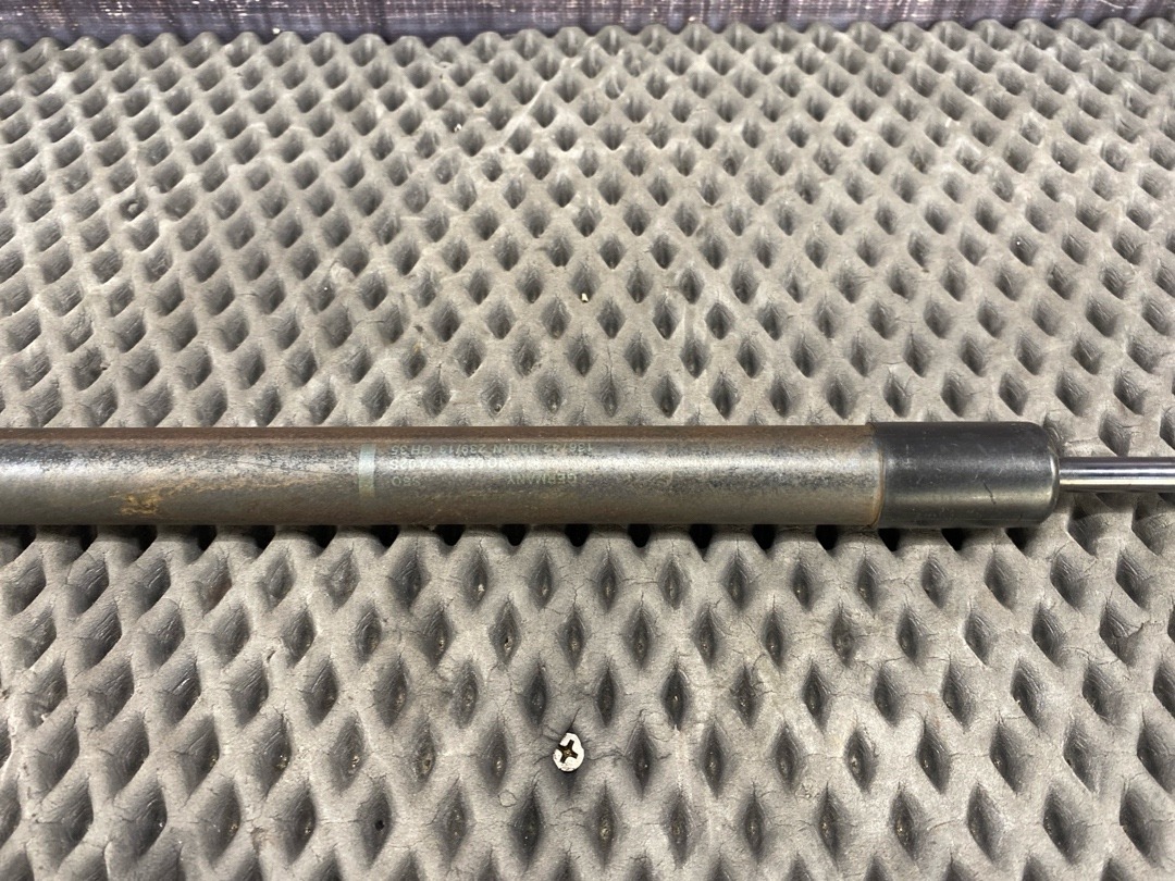 Амортизатор багажника, 870 рублей, Красноярск