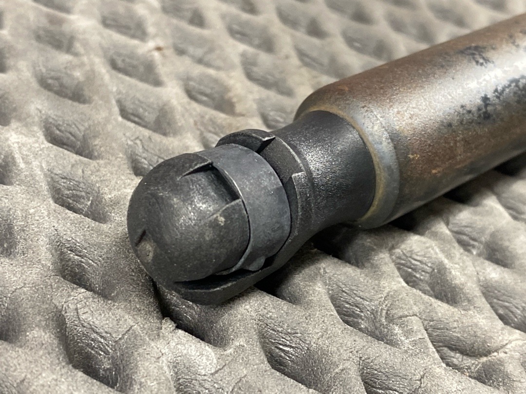 Амортизатор багажника, 870 рублей, Красноярск