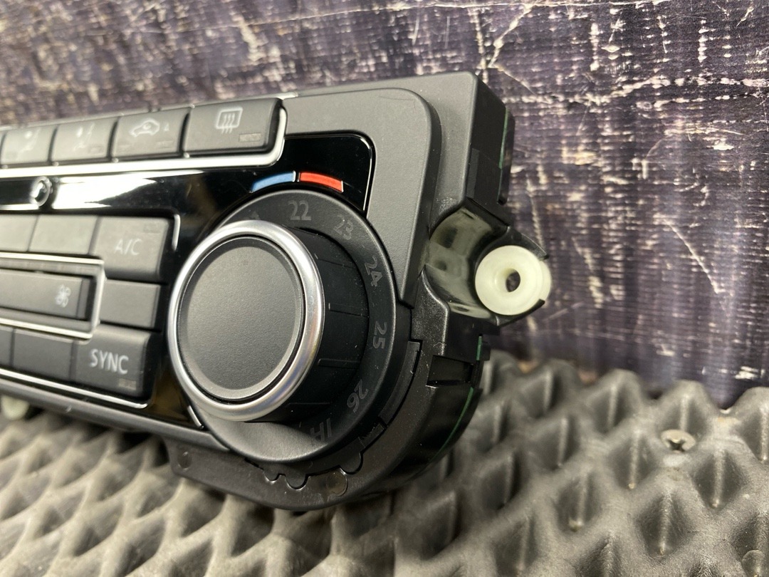 Блок управления климат-контролем, 3260 рублей, Красноярск