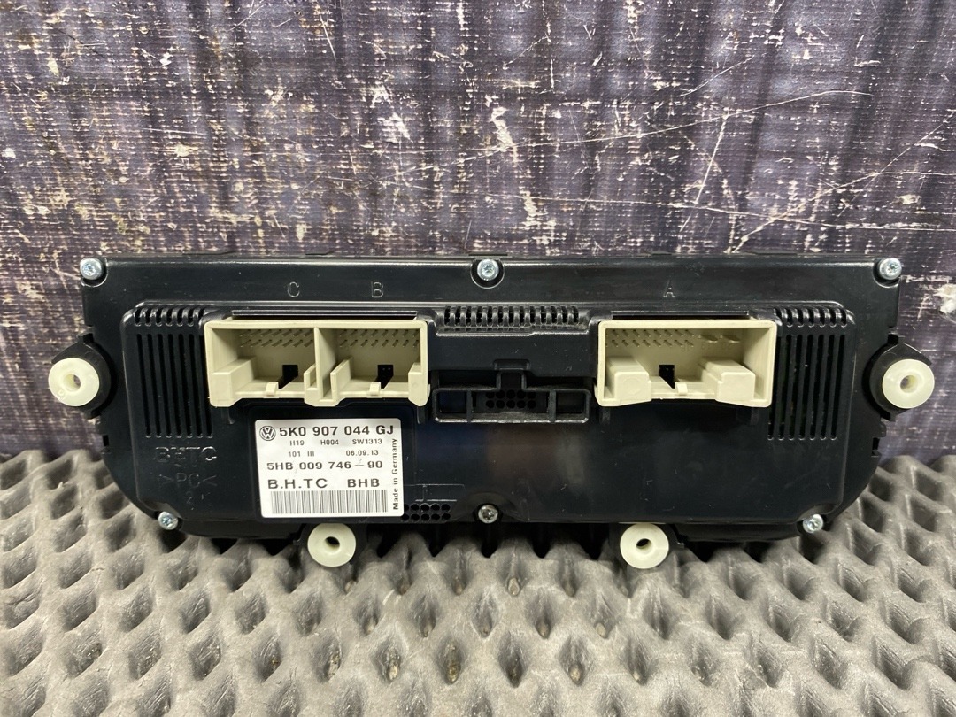 Блок управления климат-контролем, 3260 рублей, Красноярск