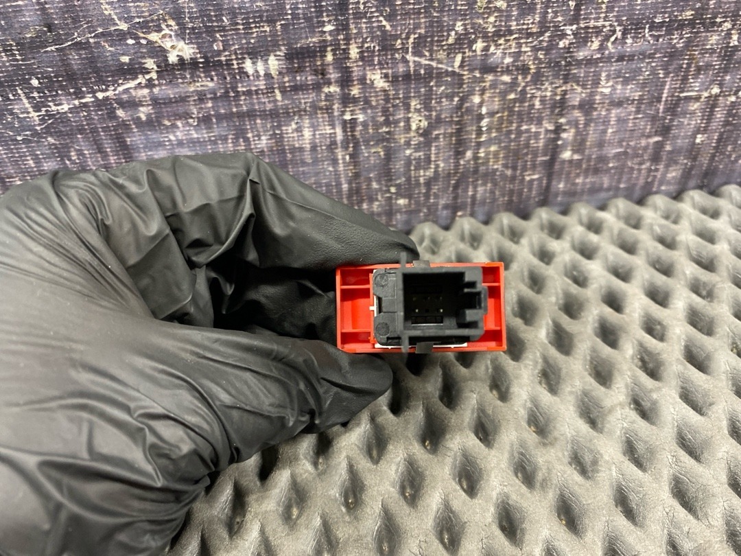 Кнопка аварийной остановки, 920 рублей, Красноярск