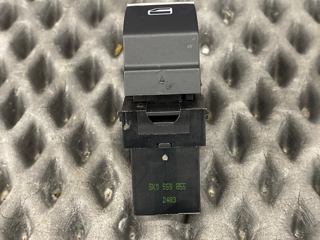 Кнопка стеклоподъемника, 620 рублей, Красноярск