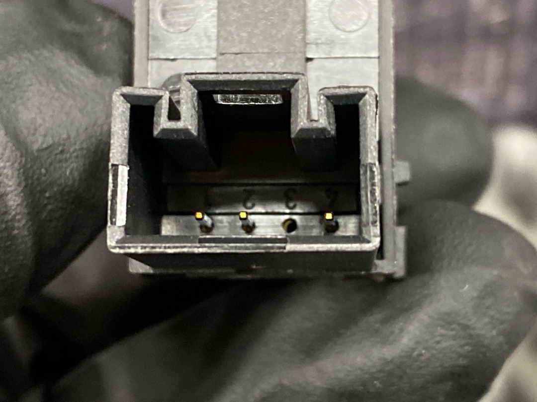 Кнопка стеклоподъемника, 620 рублей, Красноярск