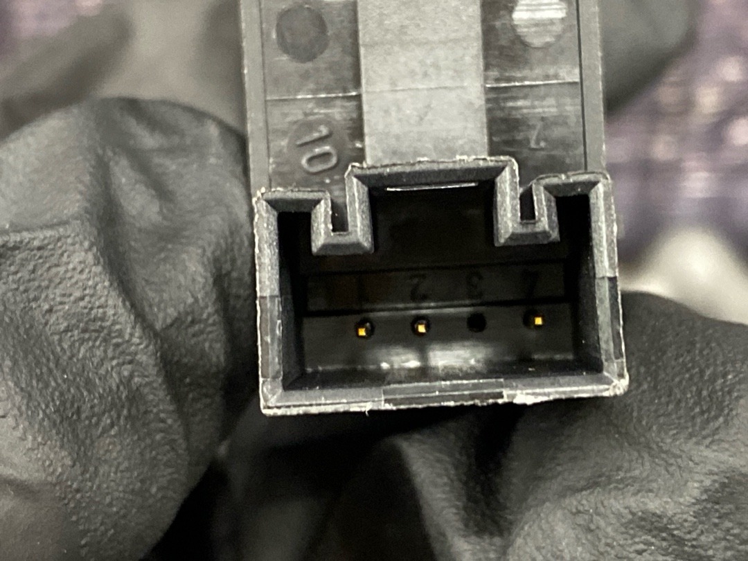 Кнопка стеклоподъемника, 620 рублей, Красноярск