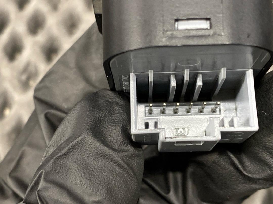 Кнопка регулировки зеркал, 2020 рублей, Красноярск