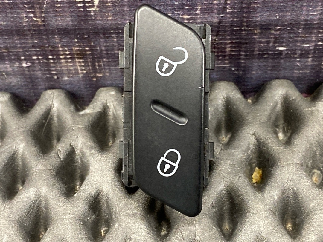 Кнопка центрального замка, 410 рублей, Красноярск