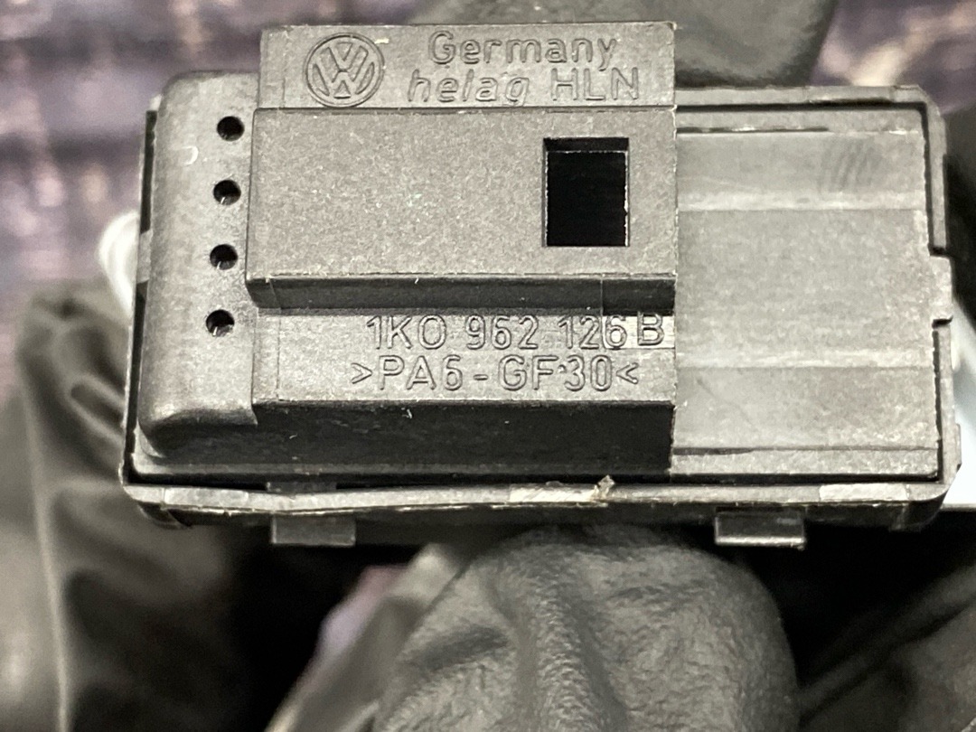 Кнопка центрального замка, 410 рублей, Красноярск