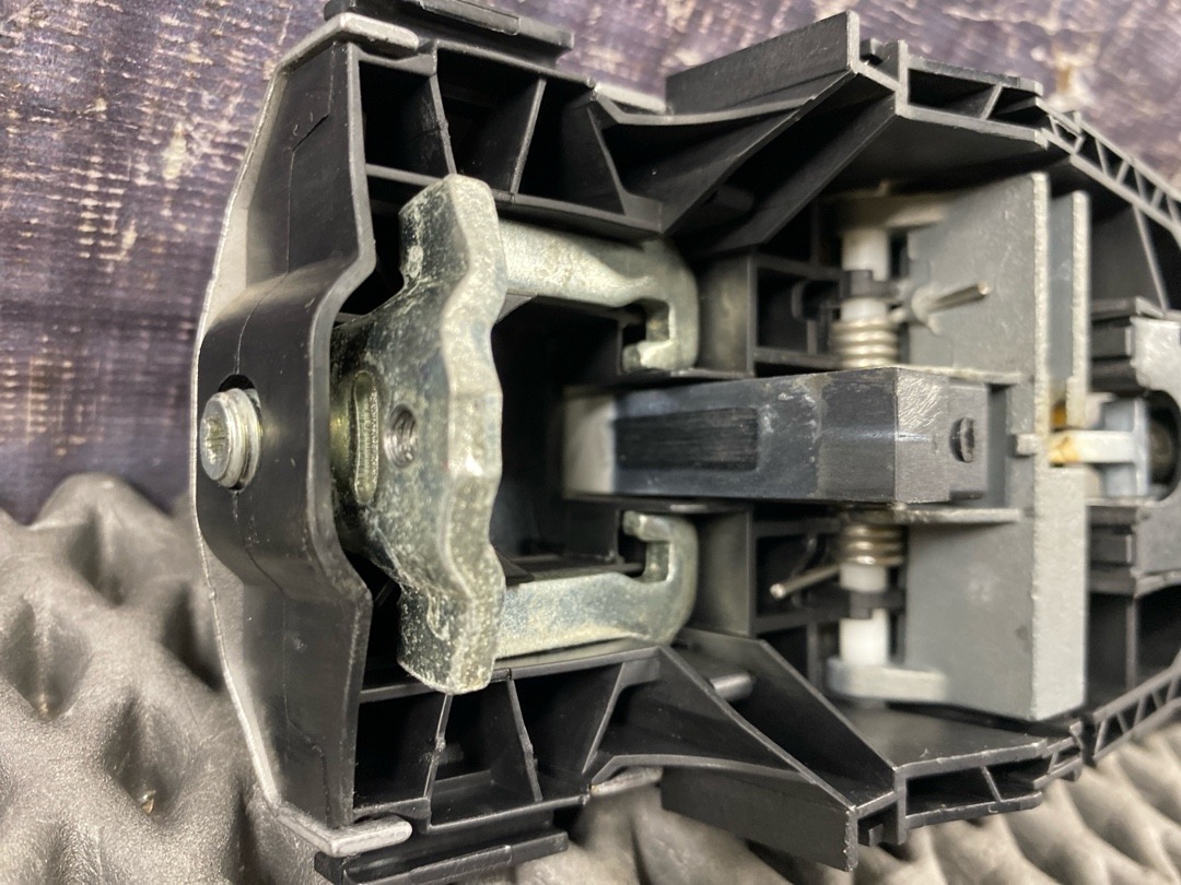 Ручка двери внешняя, 2440 рублей, Красноярск