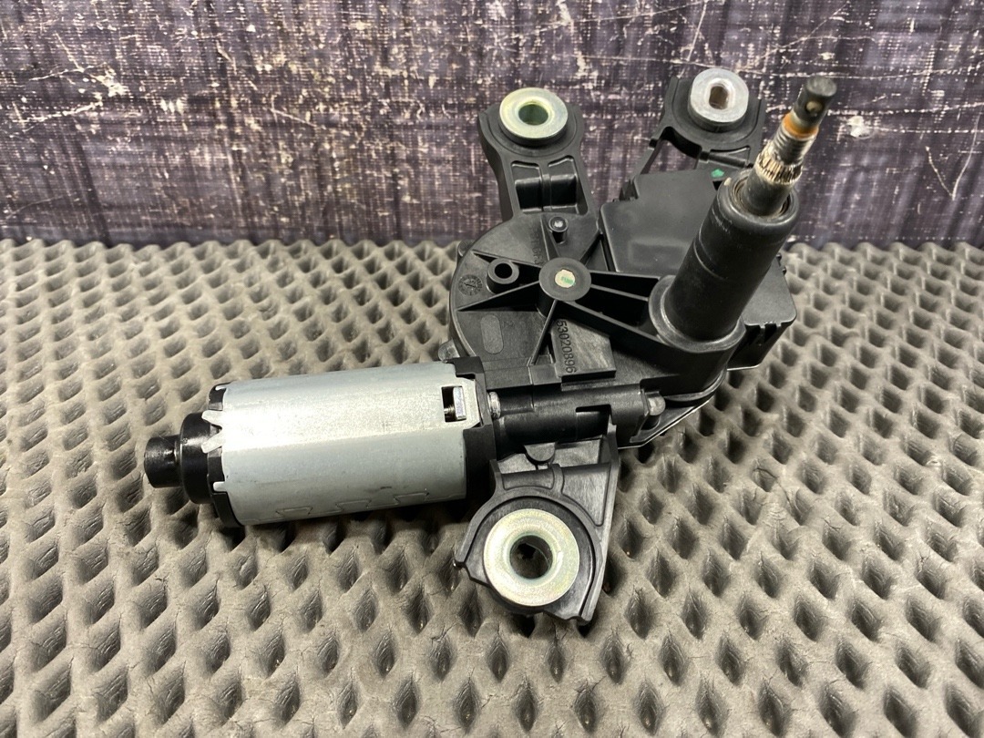 Мотор дворников, 3410 рублей, Красноярск