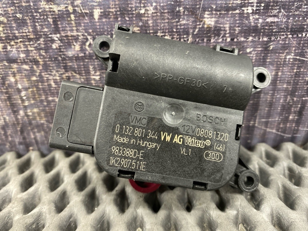 Мотор заслонки печки, 1470 рублей, Красноярск