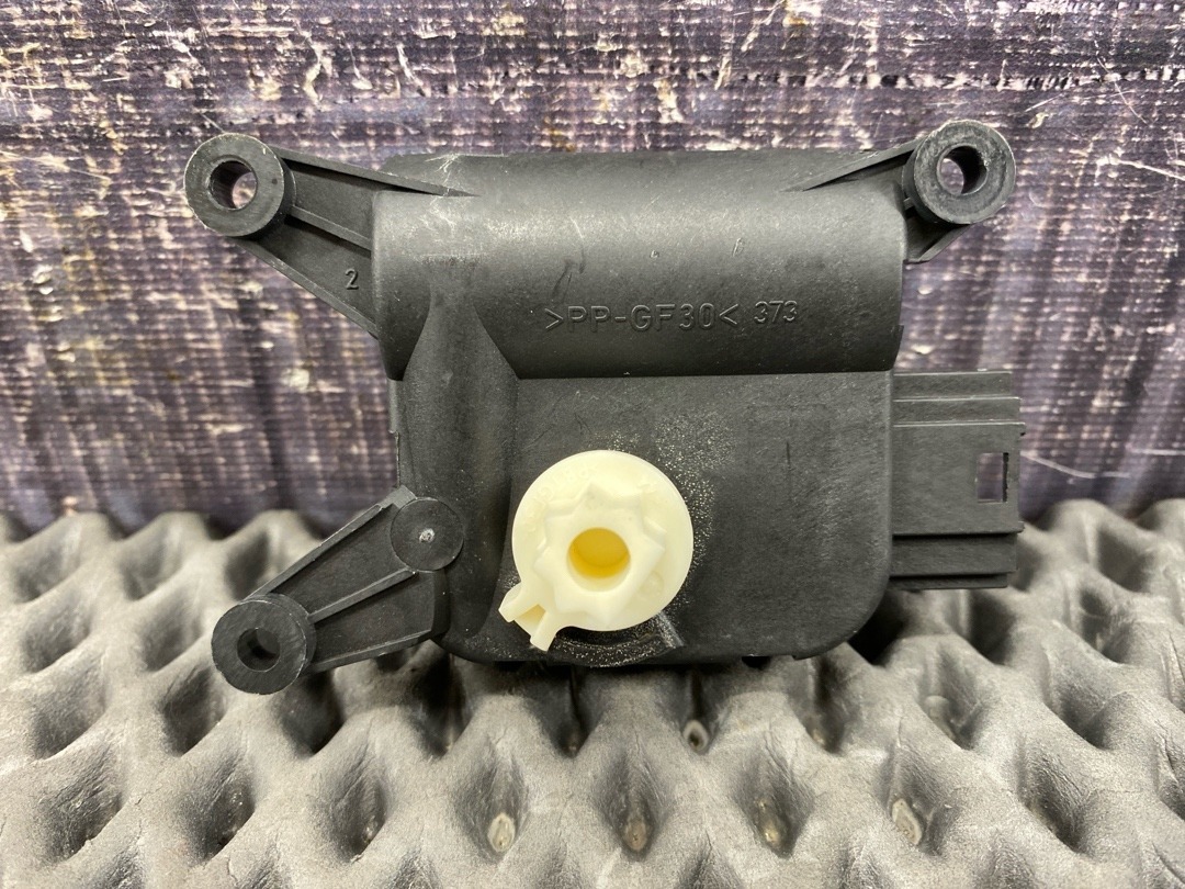 Мотор заслонки печки, 1470 рублей, Красноярск