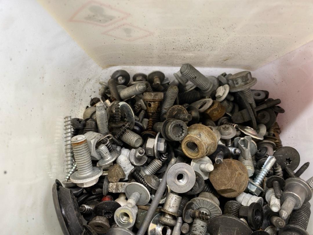 Болты и гайки, 3250 рублей, Красноярск