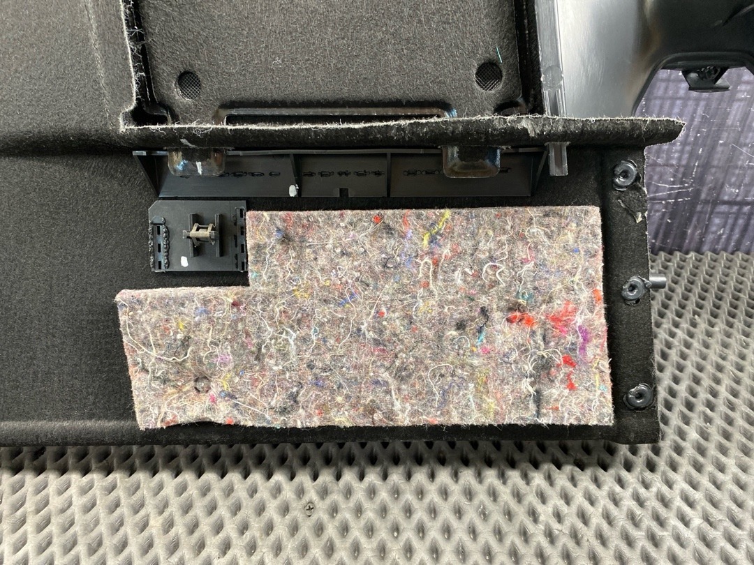 Обшивка багажника, 1690 рублей, Красноярск