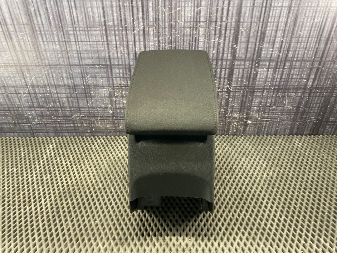 Подлокотник, 4310 рублей, Красноярск