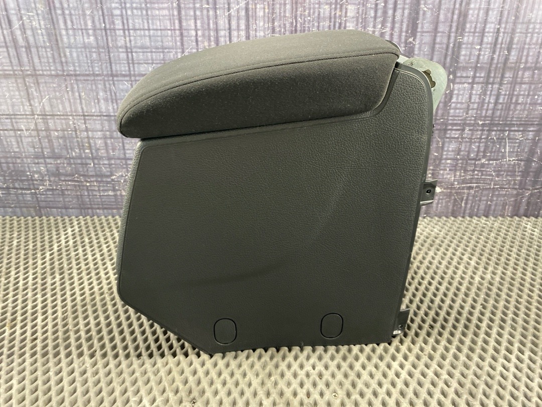 Подлокотник, 4310 рублей, Красноярск