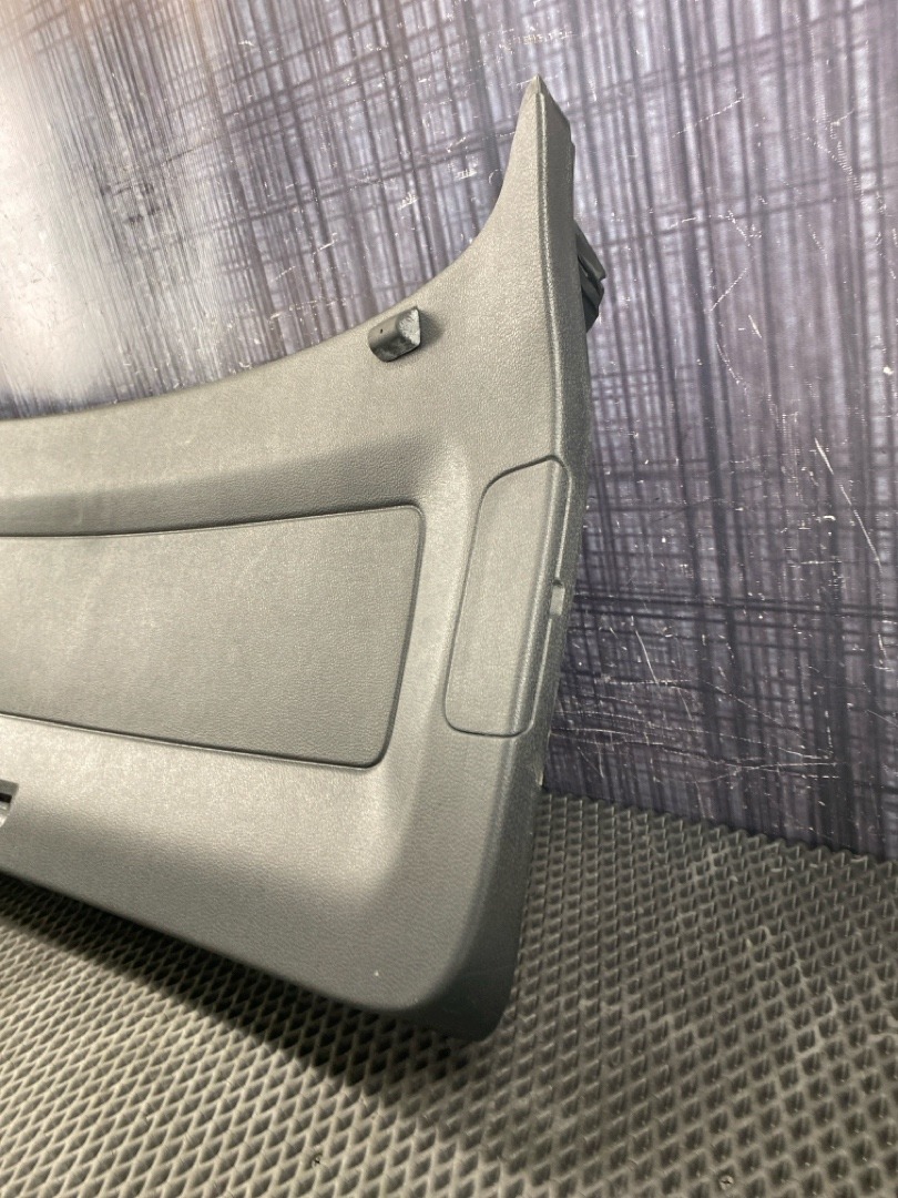 Обшивка крышки багажника, 1400 рублей, Красноярск