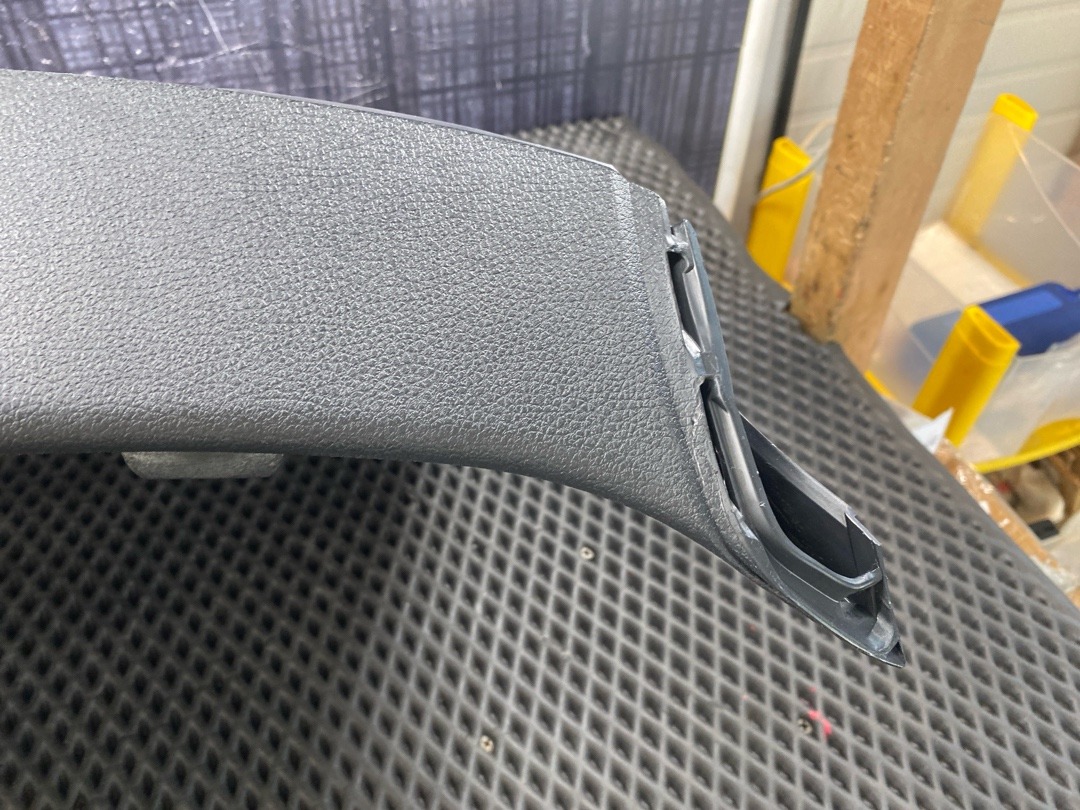 Обшивка крышки багажника, 1400 рублей, Красноярск