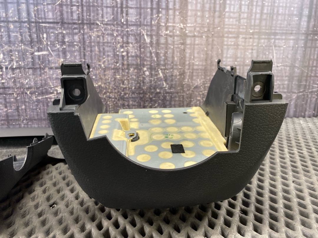 Кожух рулевой колонки, 1470 рублей, Красноярск