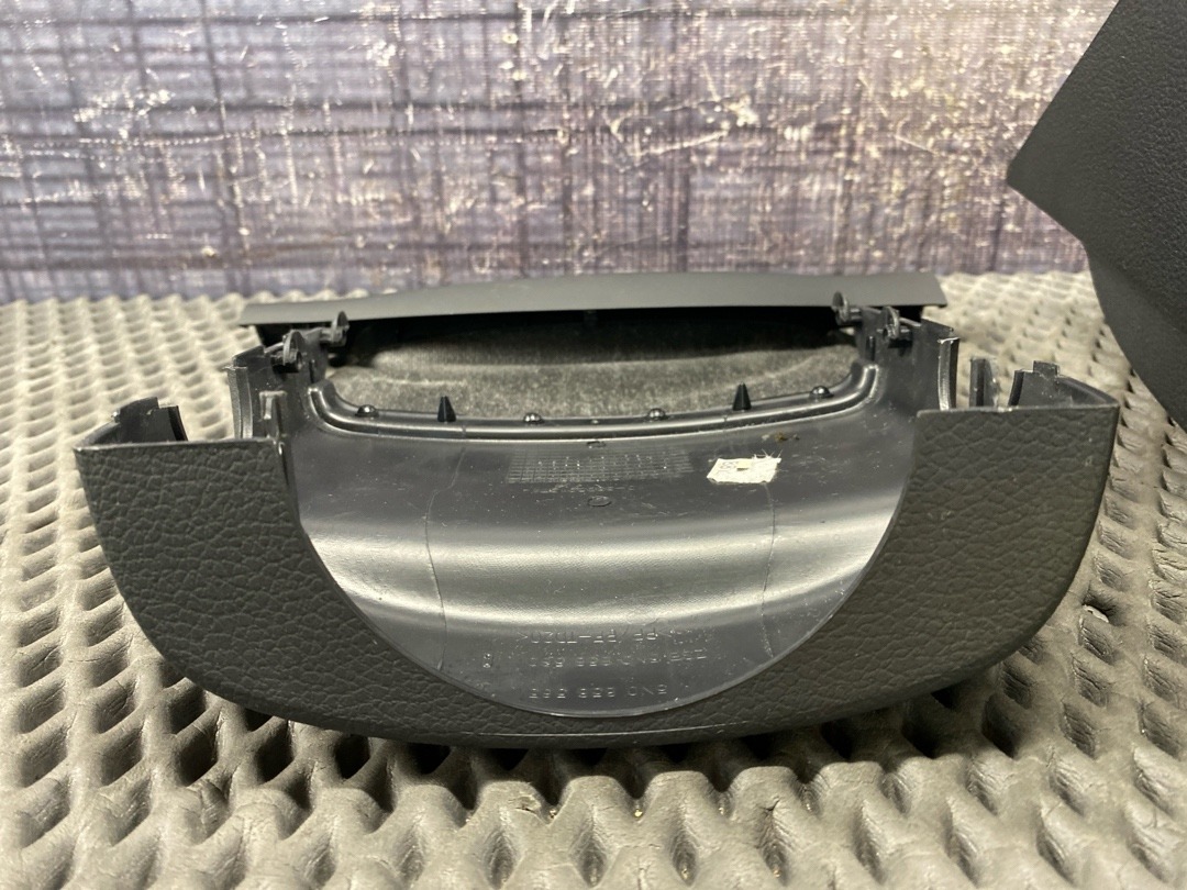 Кожух рулевой колонки, 1470 рублей, Красноярск